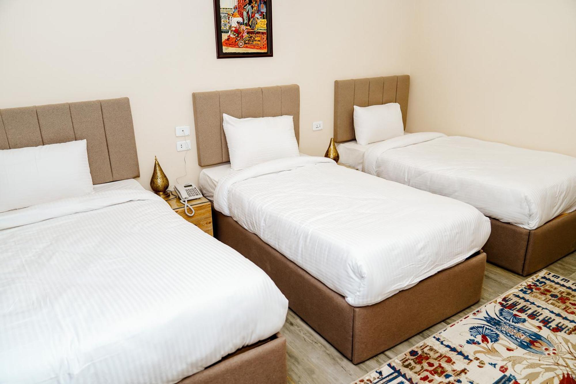 Pyramids Hotel Kafret el-Gabal 外观 照片