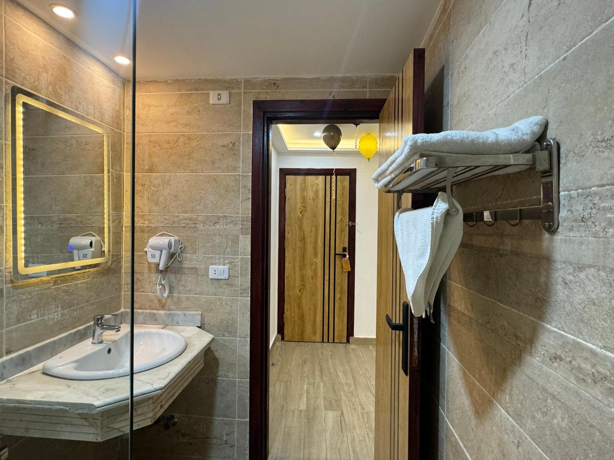 Pyramids Hotel Kafret el-Gabal 外观 照片